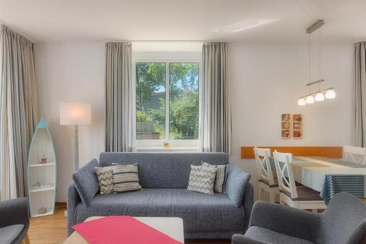Apartment 9 photo 1
