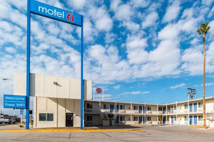 Motel 6 Blythe CA South photo 4