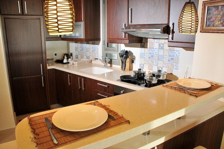 Dolphin Royal Suites photo 5