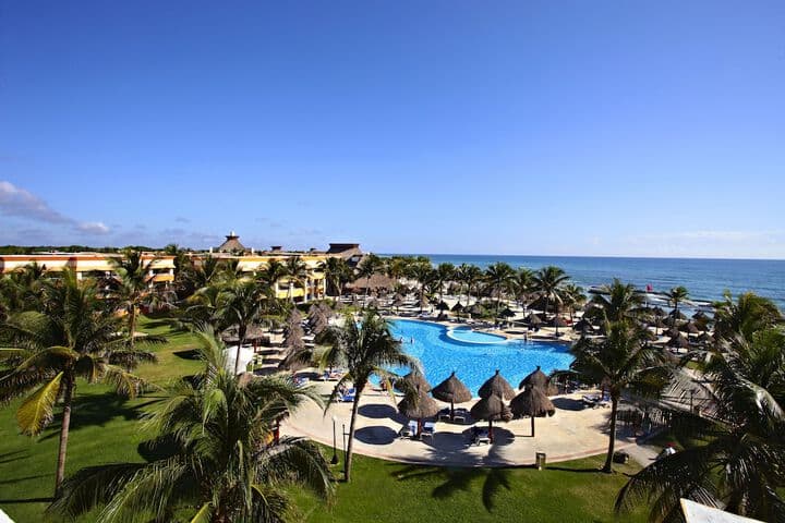 Bahia Principe Vacation Rentals Three Bedroom House photo 5