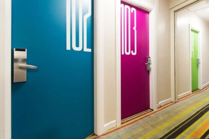 Snoozles Quay Street Tourist Hostel photo 4