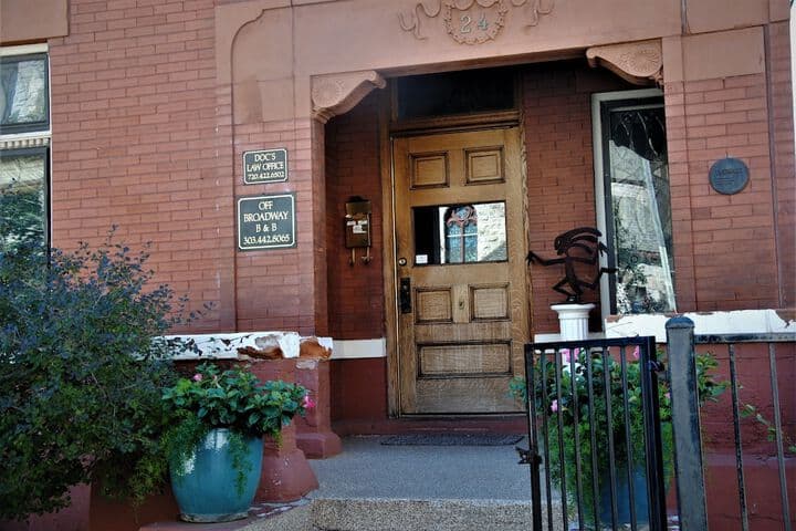Off Broadway B&B photo 4