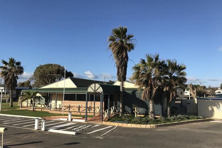 Sunset Beach Holiday Park photo 3
