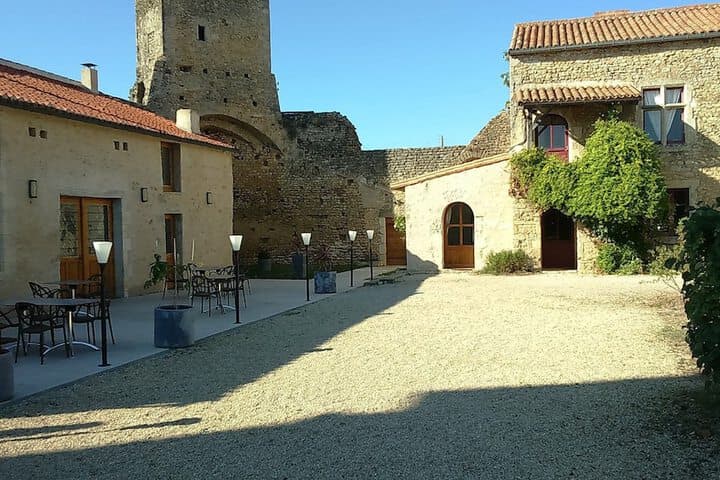 Le Vieux Château photo 2