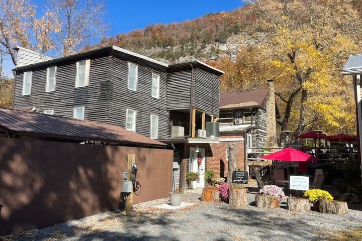 The Olde Mill Inn Bed & Breakfast photo 3