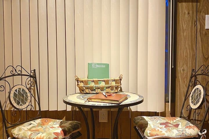 Hannon House photo 5