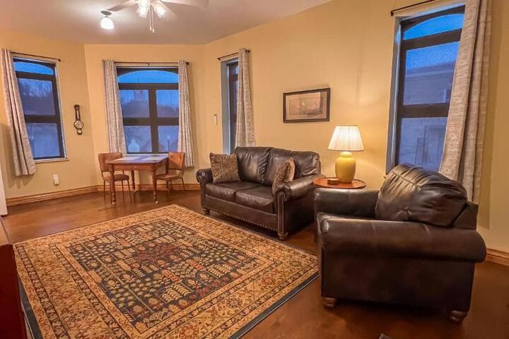 Elkader Suites photo 1