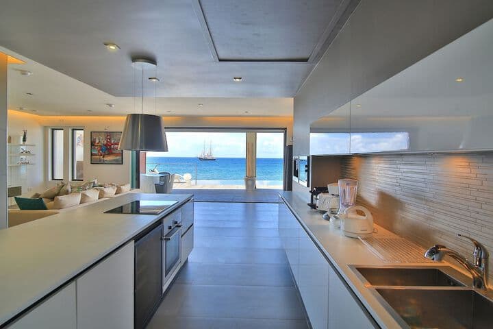 Anchor House photo 3