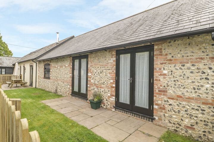 The Old Cart Shed photo 1