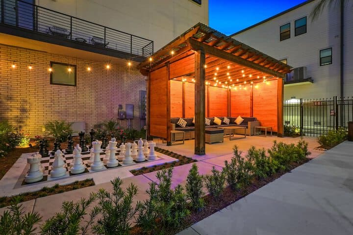 4BR Townhouse in Bienville Villas photo 2