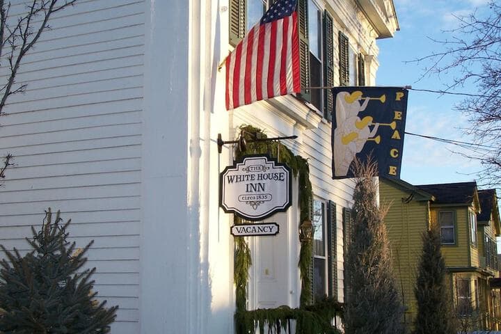 The White House Inn photo 3
