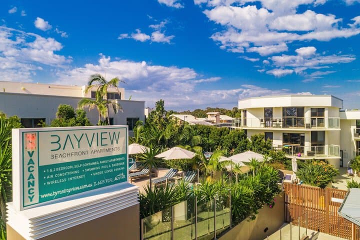 Bayview Beachfront Apartments in town right on the beach photo 5