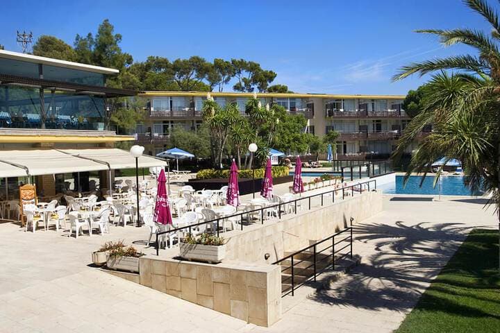 Aparthotel Comtat Sant Jordi photo 5