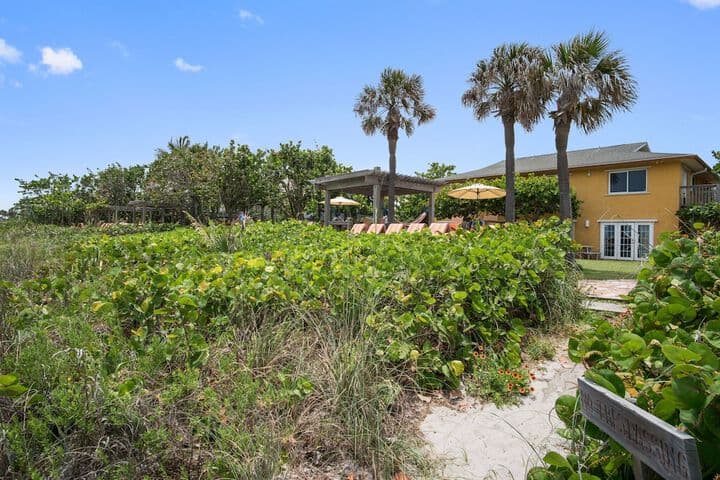 Beach Place Guesthouses photo 4