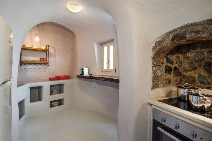 Ammos Oia Mansion photo 3