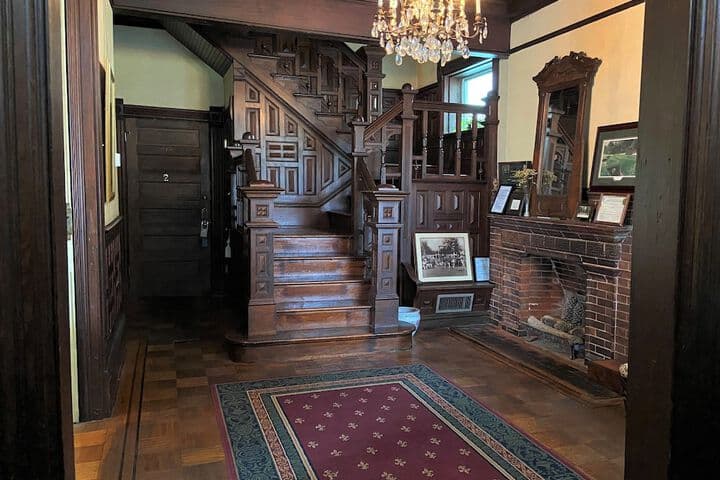 The Queen Anne Inn photo 2