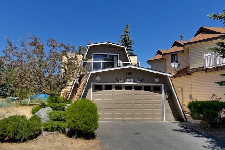 410 Wedeln Court photo 2