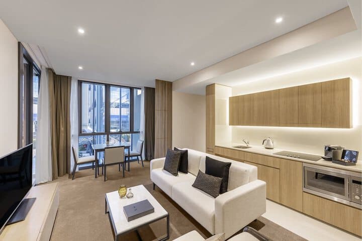 SKYE Hotel Suites Parramatta photo 5