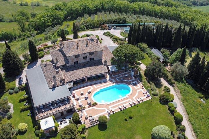 Todi destination view