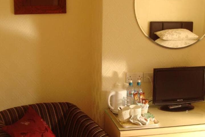 Wendover Guest House photo 1