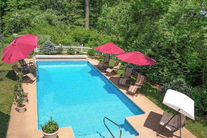 Cherry Valley Manor photo 2