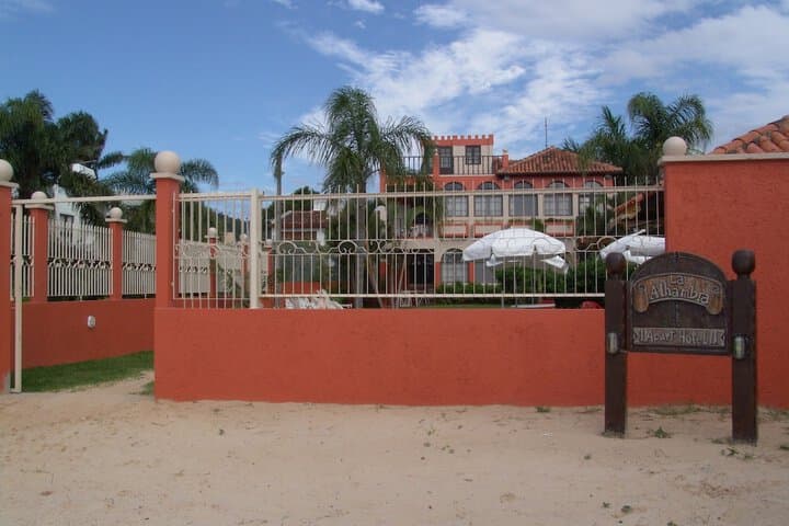 La Alhambra Apart Hotel photo 2