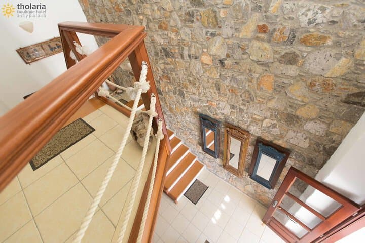 Tholaria Boutique Hotel photo 4