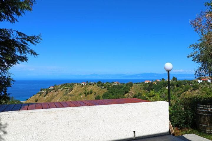 Drapia destination view
