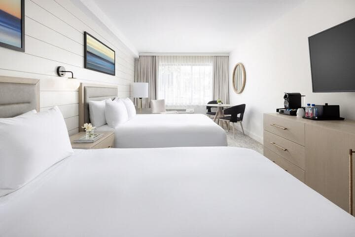 Ramada by Wyndham Middletown Newport Area photo 4