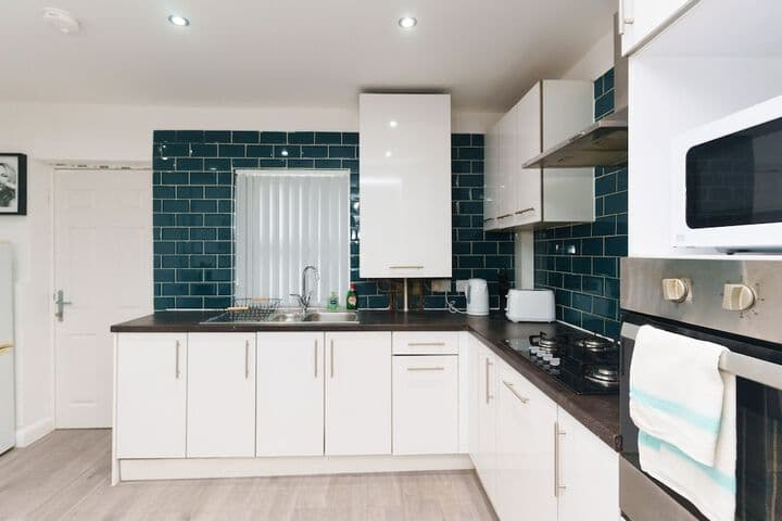 Fewston House Apartments photo 5