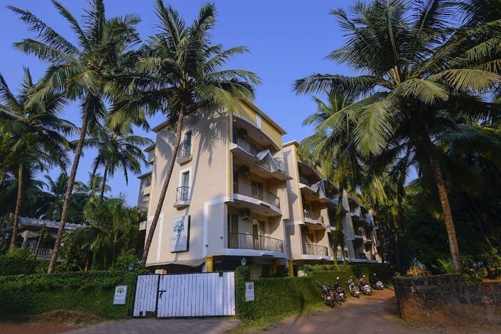 TreeHouse Blue Hotel & Serviced Apartments photo 2