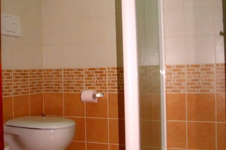 Tanos photo 4