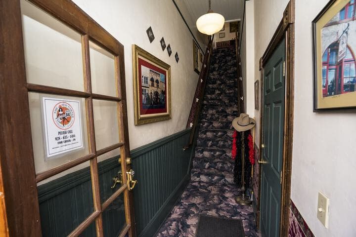 Red Garter Inn photo 2
