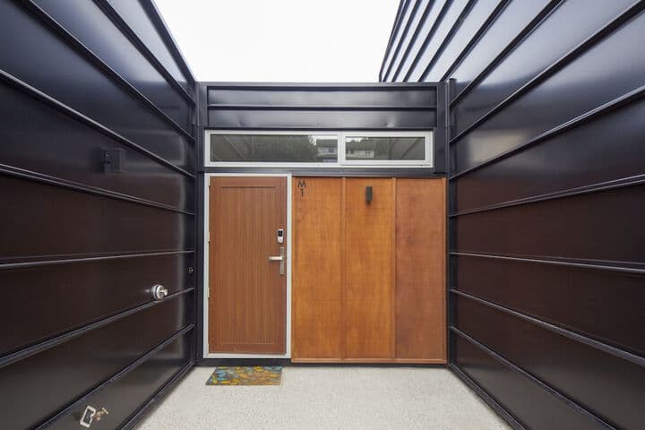 22 Hallenstein Apartments by Staysouth photo 2
