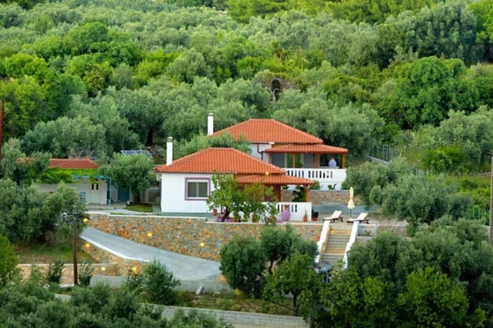 Myrtilos Cottage photo 2