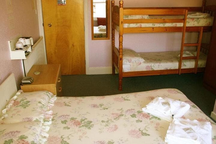 Cherry Tree Hotel photo 4