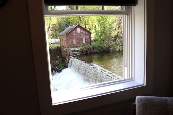 Old Mill Inn photo 2