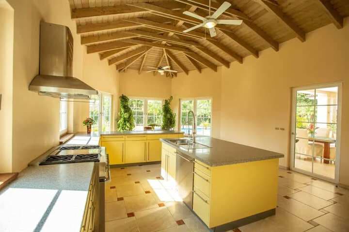 Hideaway Beach Properties by Caribe Stays photo 2