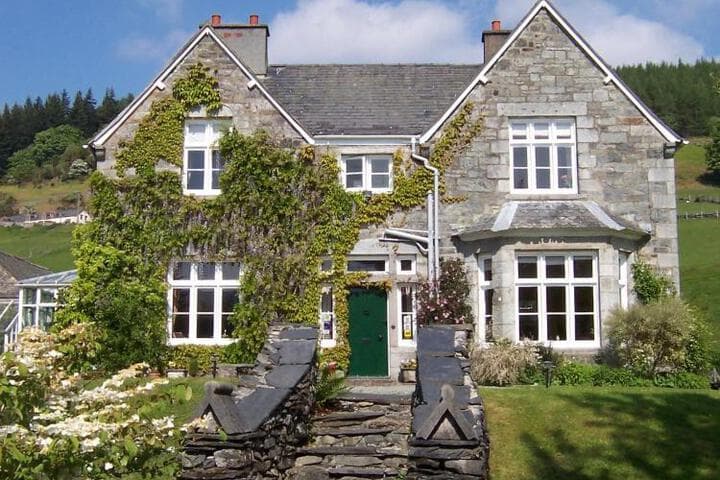 Penmachno Hall self catering suite photo 4