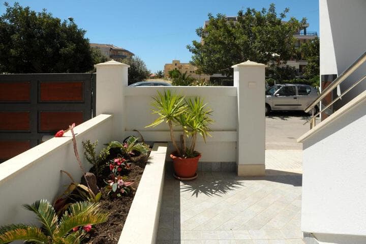 Alkira Lodge photo 2