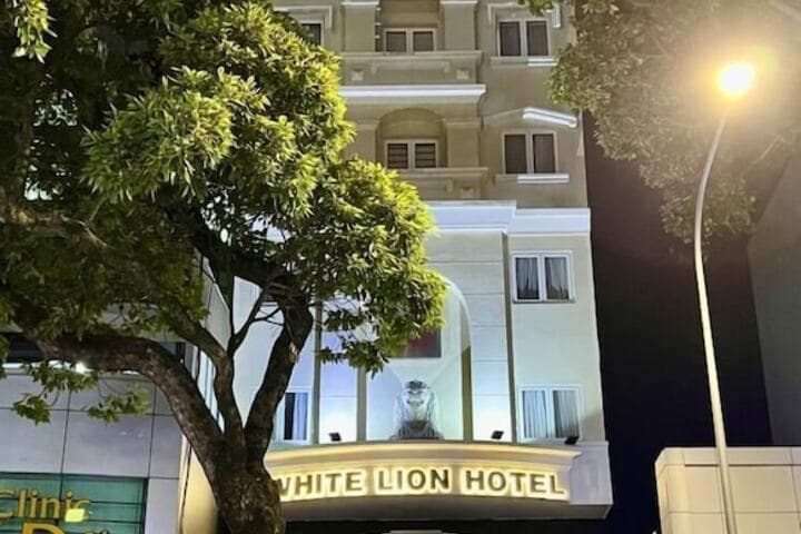 White Lion Hotel photo 1