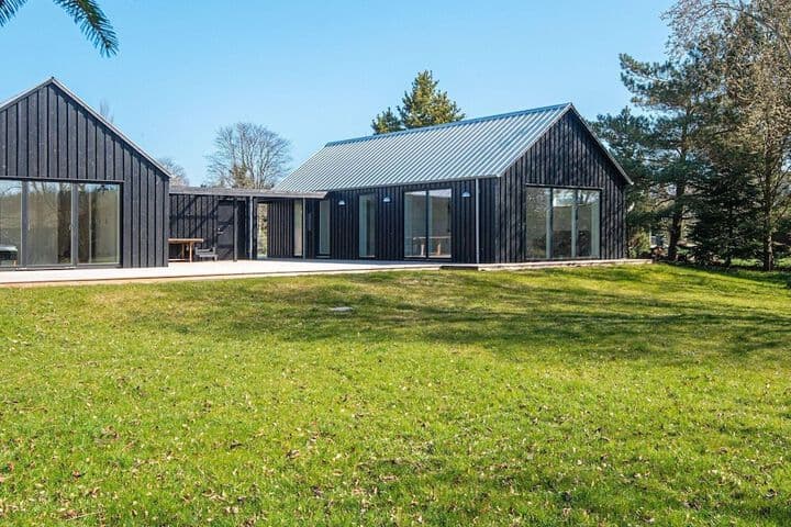 8 Person Holiday Home in Grenaa photo 3