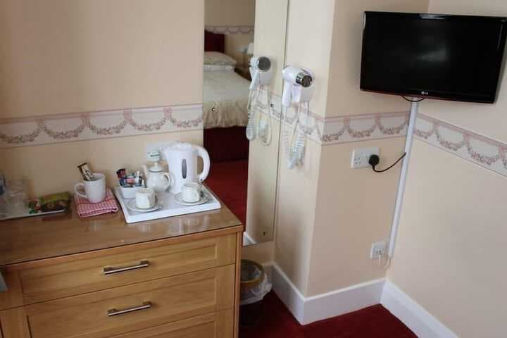 Merton House photo 5