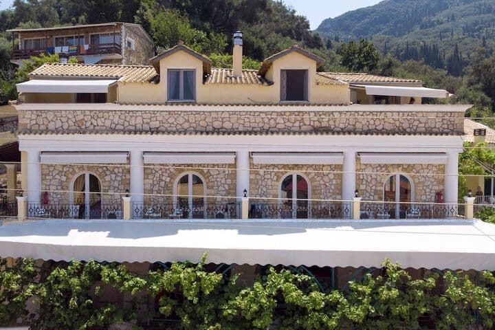 Sebastians Family Hotel & Taverna photo 3