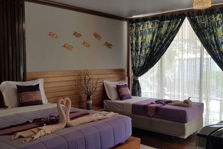 Phachi destination view