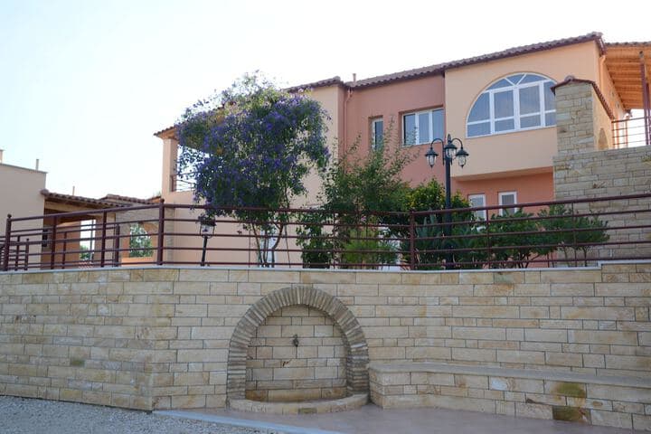 Marias Filoxenia Suites photo 4