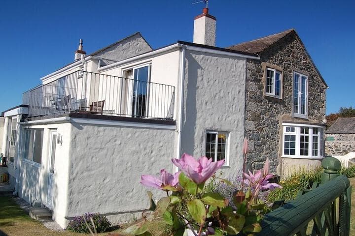 Tregaddra Farmhouse B&B photo 2