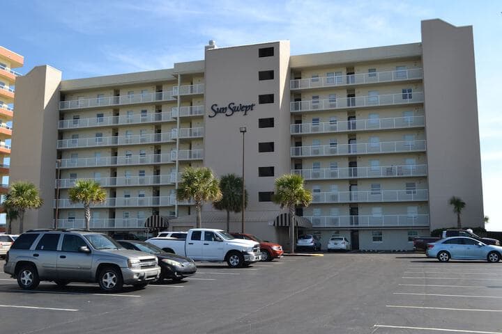 Sunswept Condominiums photo 5