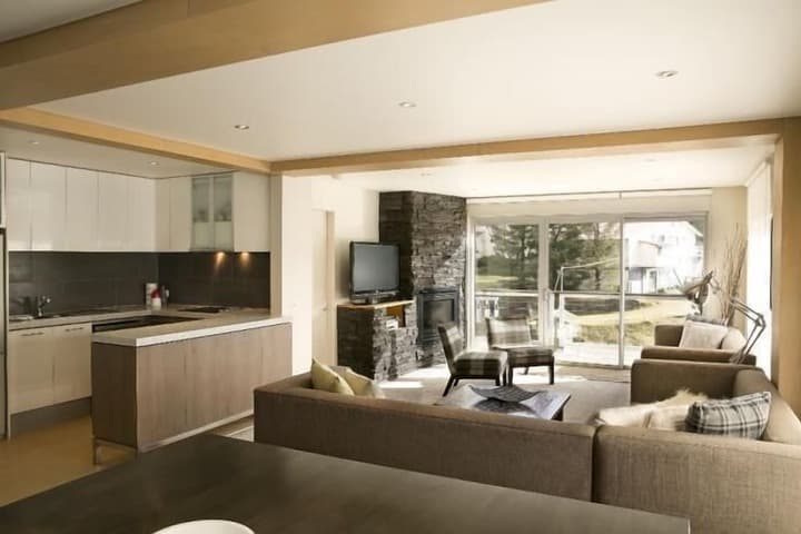 Altitude Apartments photo 5