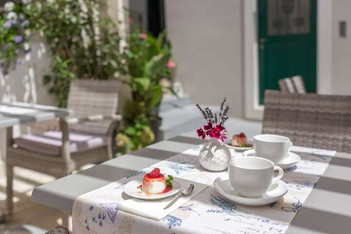 Balatura The Fine Bed & Breakfast photo 5